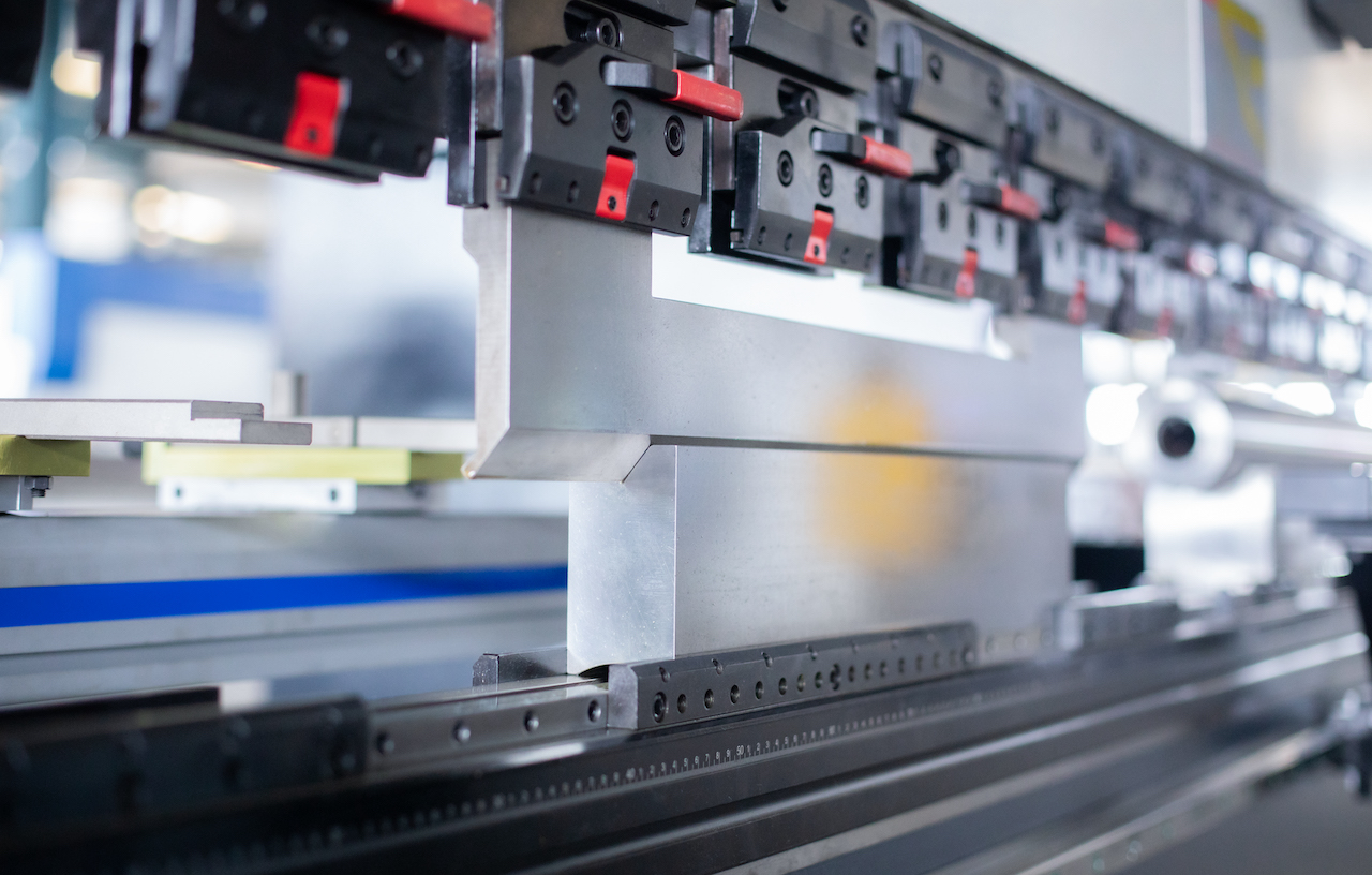 100t Hydraulic Cnc Brake Press Crowning Cnc Press Brake Delem 100t Hydraulic Cnc Brake Press Crowning Cnc Press Brake Delem