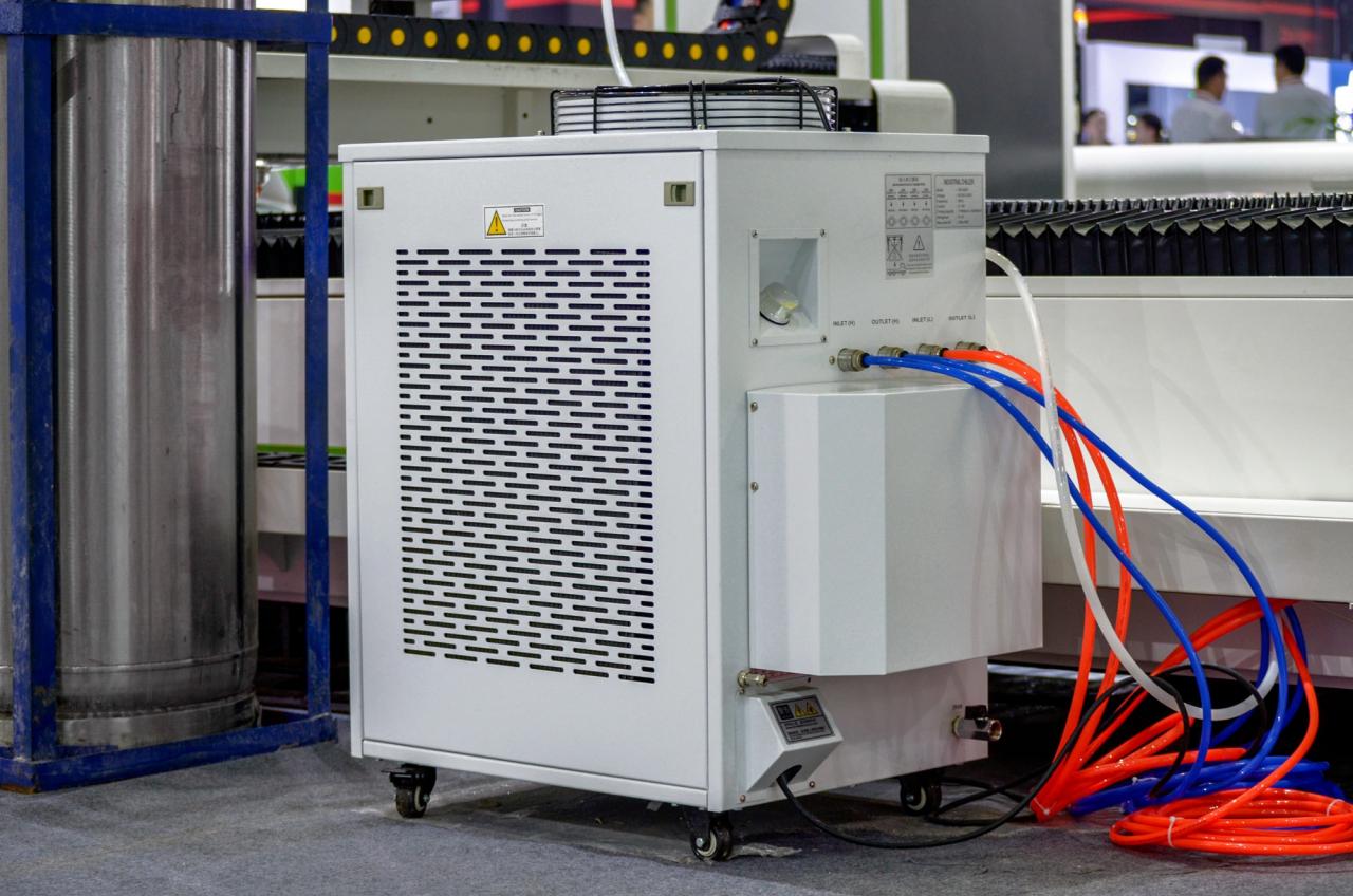 1500*3000mm 500w Racuys Or Ipg Fiber Laser Cutting Machine Μηχάνημα κοπής με λέιζερ ινών 1500*3000mm 500w Racuys or Ipg