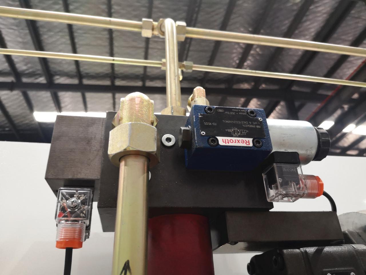 160t-4000 4-axis Cnc Hydraulic Bending Machine Press Brake 160t-4000 4-axis Cnc Hydraulic Bending Machine Press Brake