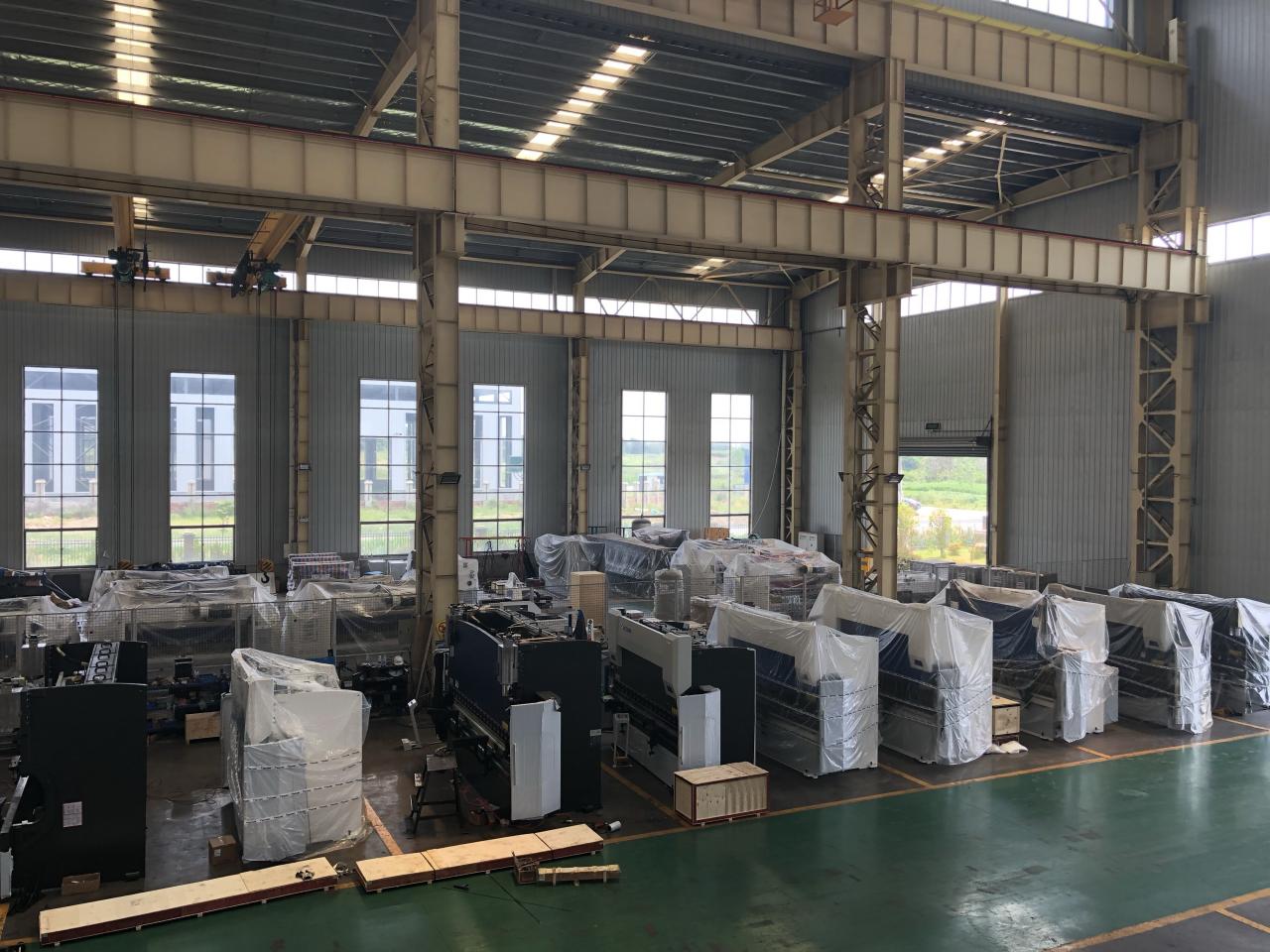 16mm Hydraulic Guillotine Shearing Machine For Sheet Metal Cutting 6 Meters Μηχάνημα κοπής υδραυλικής γκιλοτίνας 16mm για κοπή λαμαρίνας 6 μέτρων