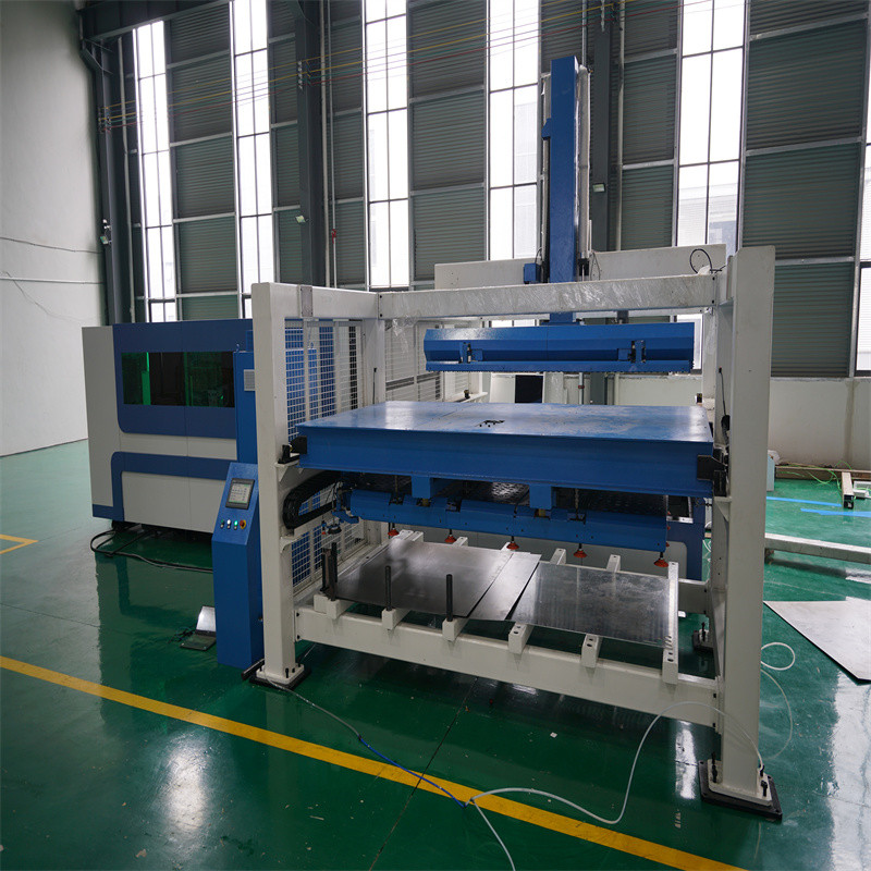 1kw 1,5kw 2kw μηχανή κοπής λέιζερ ινών για κοπή μεταλλικών φύλλων 3000x1500mm