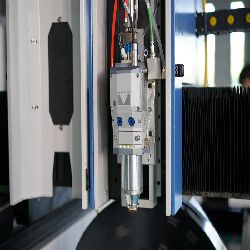 Βιομηχανικός εξοπλισμός λέιζερ 3015 1500x3000 μηχανή κοπής λέιζερ ινών αλουμινίου