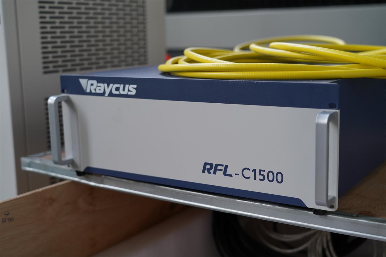 3015 4kw 1kw 2kw 3kw Stainless Steel Cnc Fiber Laser Cutting Machine 3015 Μηχανή κοπής λέιζερ ινών Cnc από ανοξείδωτο χάλυβα 4kw 1kw 2kw 3kw