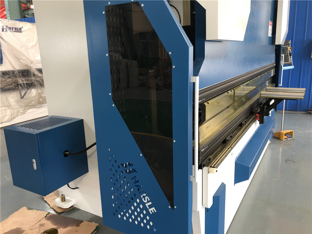 3+1 Axis Cnc Hydraulic Press Brake With Esa System 3+1 Axis Cnc Hydraulic Press Brake με σύστημα Esa
