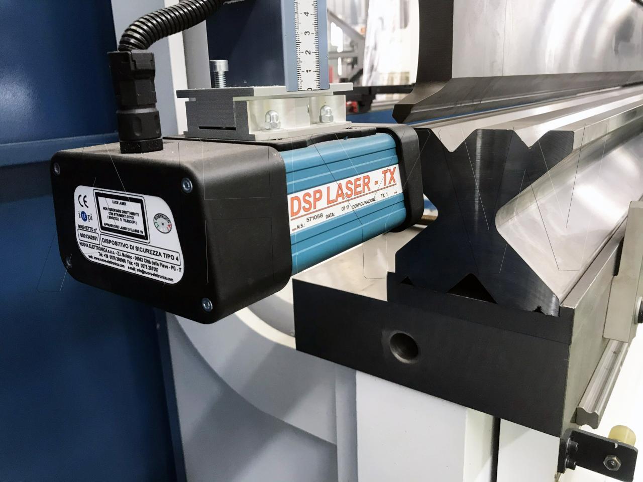 4 Axis Cnc Tandem Press Brake With Delem Da58t 2d Graphical Controller 4 Axis Cnc Tandem Press Brake with Delem Da58t 2d Graphical Controller