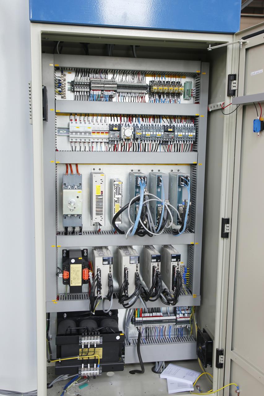 4 Axis Cnc Tandem Press Brake With Delem Da58t 2d Graphical Controller 4 Axis Cnc Tandem Press Brake with Delem Da58t 2d Graphical Controller