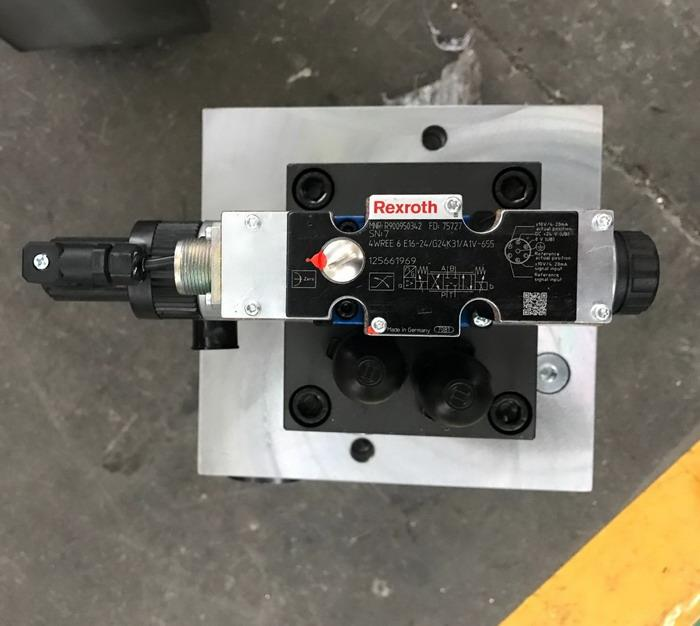 4 Axis Cnc Tandem Press Brake With Delem Da58t 2d Graphical Controller 4 Axis Cnc Tandem Press Brake with Delem Da58t 2d Graphical Controller