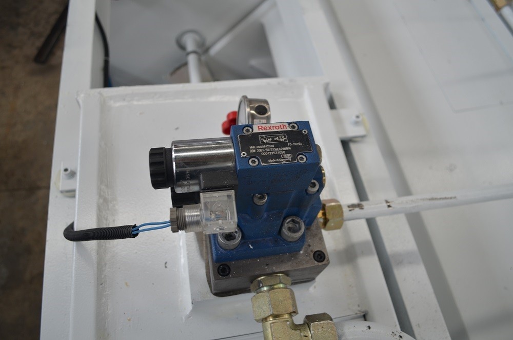 6*3200mm Guillotine Shears Metal Shear Hydraulic Iron Sheet Cutting Shearing Machine Ψαλίδι γκιλοτίνας 6*3200mm Ψαλίδι γκιλοτίνας Μεταλλικό ψαλίδι Υδραυλικό κουρευτικό φύλλο σιδήρου