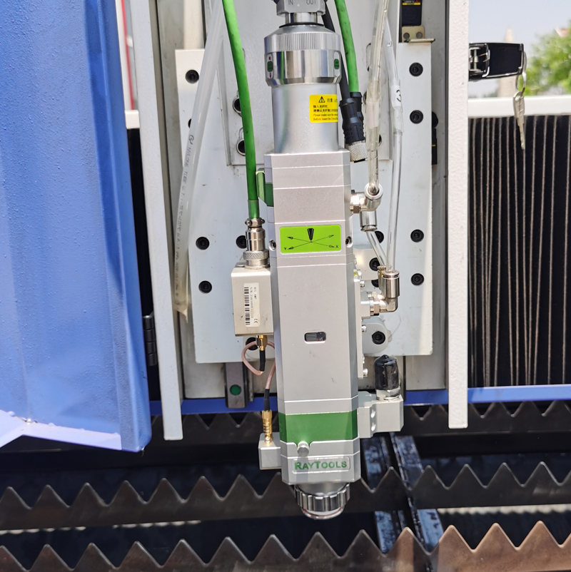 8mm 10mm Carbon Steel Laser Cutter 1530 4020 Cnc Fiber Laser Cutting Machine Μηχάνημα κοπής με λέιζερ 8mm 10mm από άνθρακα από χάλυβα 1530 4020