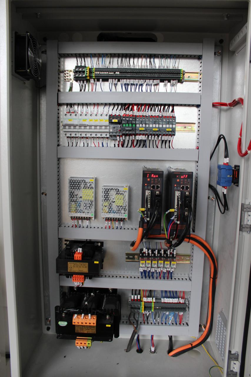 Μηχανή φρένων μετάλλων Cnc