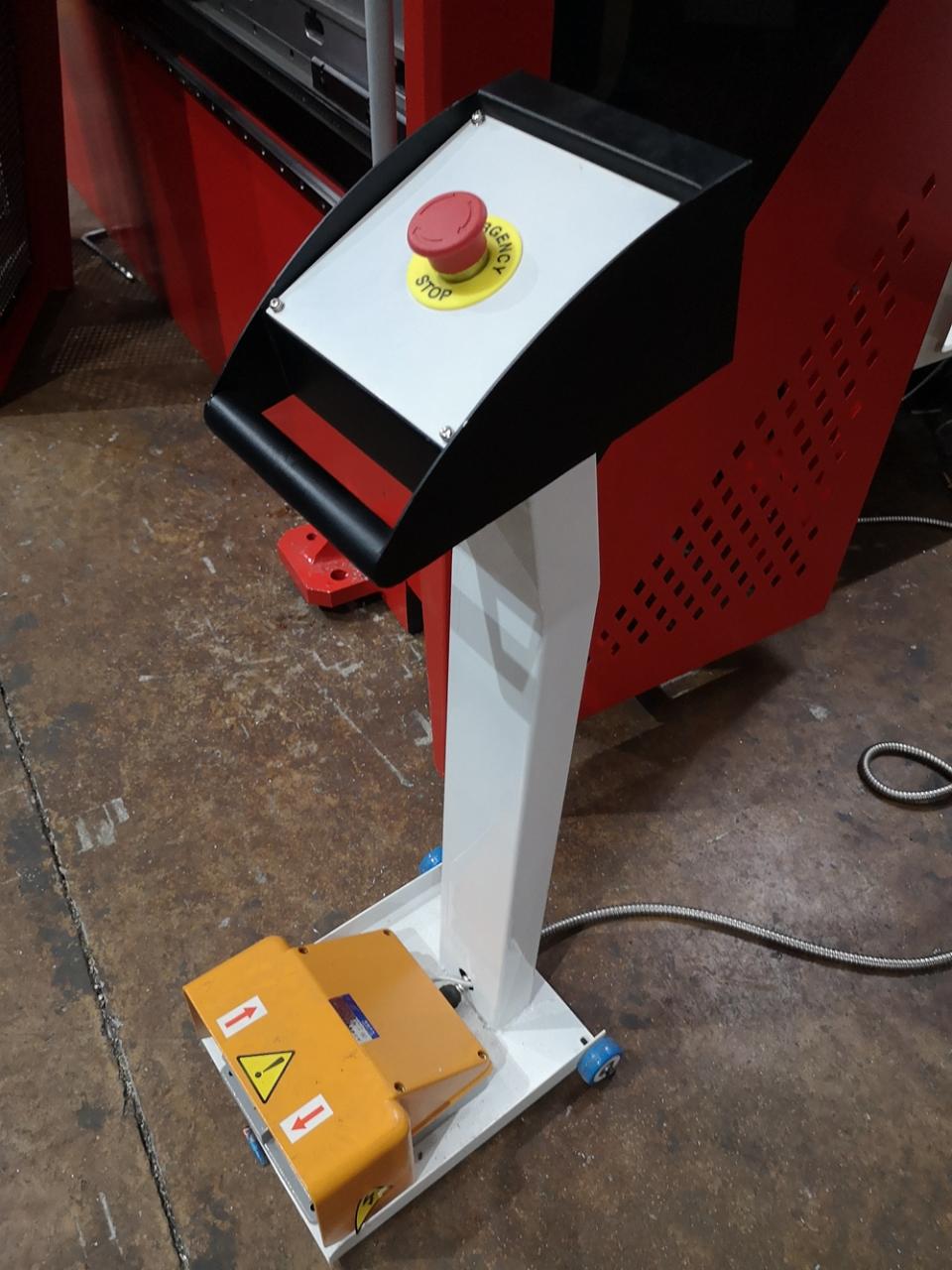 Delem Da66t 125 3+1 4+1 6+1 8+1 Cnc Hydraulic Press Brake For Metal Plate Bending Delem Da66t 125 3+1 4+1 6+1 8+1 Cnc Hydraulic Press Brake For Metal Plate Bending