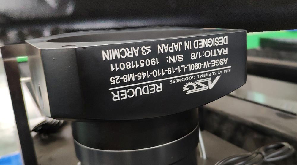 Τιμή μηχανής κοπής λέιζερ ινών υψηλής ακρίβειας 1000w