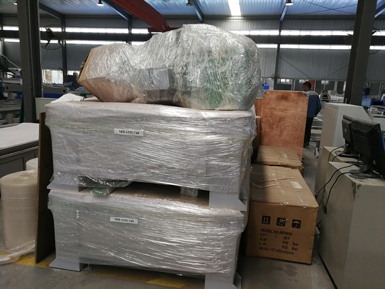 High Quality 1530 Fiber Laser Cutting Machine For Metal 500w 750w 1000w 1500w Υψηλής ποιότητας μηχανή κοπής λέιζερ ινών 1530 για μέταλλο 500w 750w 1000w 1500w