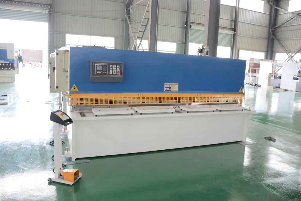 Hydraulic Pendulum Shearing Machine Cnc Automatic Guillotine Shearing Machine Υδραυλική μηχανή κοπής εκκρεμούς Cnc Αυτόματη κουρευτική μηχανή γκιλοτίνας