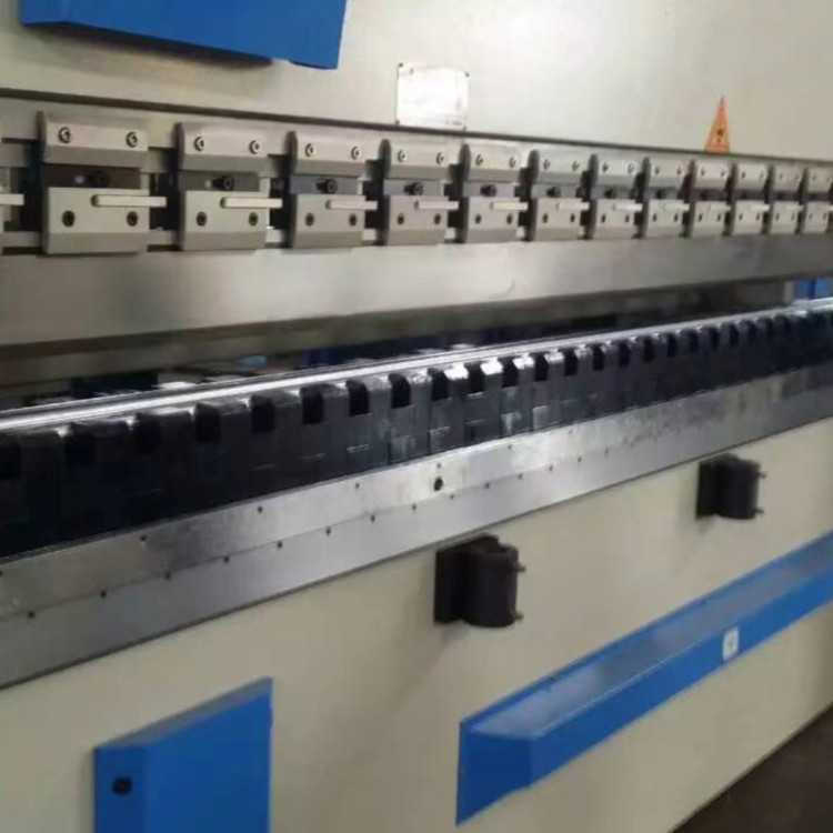 Μηχανή Hydraulic Press Brake Machine Acl Torsion Bar Synchro Mechanical Press Brake