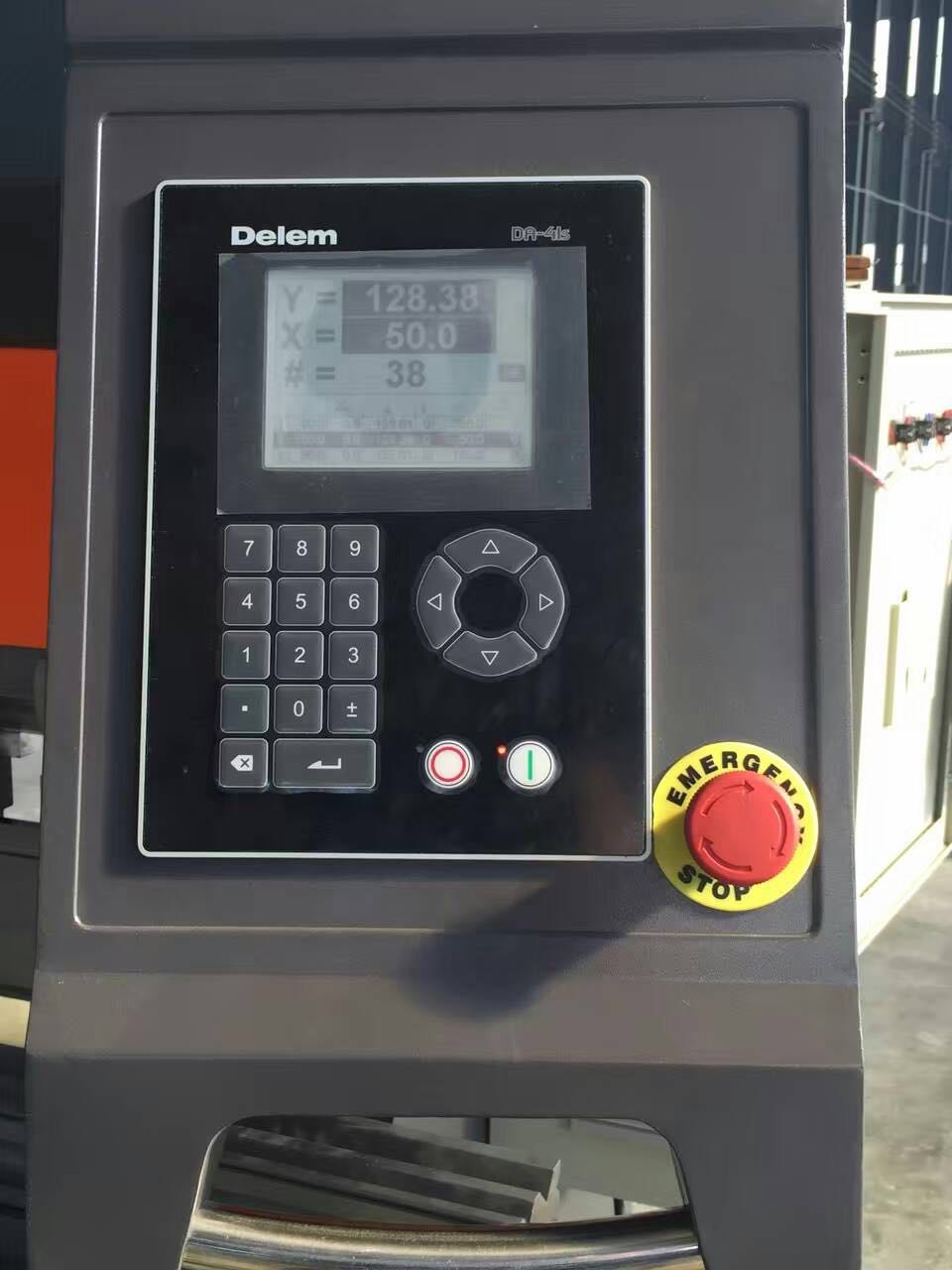 Hydraulic Stainless Steel Wc67y/k-300/6000 Mould Crowning Press Brake Φρένο πρέσας κορώνας καλουπιού υδραυλικού ανοξείδωτου χάλυβα Wc67y/k-300/6000