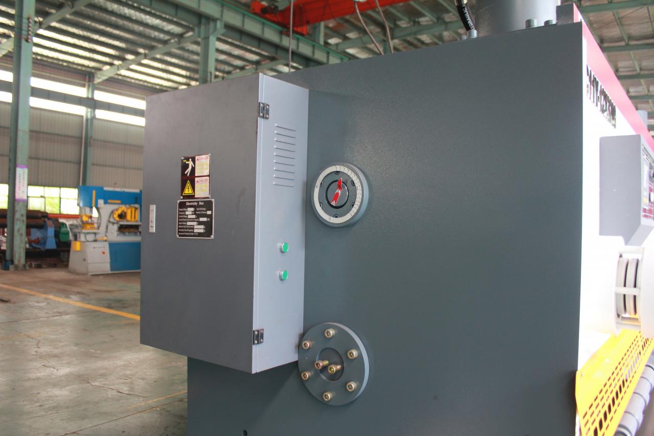 Qc11y Metal Plate Hydraulic Guillotine Shearing Machine For Sale Qc11y Μεταλλική Πλάκα Υδραυλική κουρευτική μηχανή γκιλοτίνας Προς πώληση