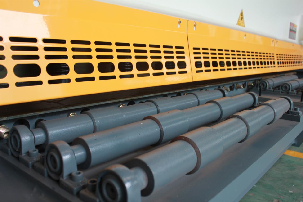 Qc11y Metal Plate Hydraulic Guillotine Shearing Machine For Sale Qc11y Μεταλλική Πλάκα Υδραυλική κουρευτική μηχανή γκιλοτίνας Προς πώληση