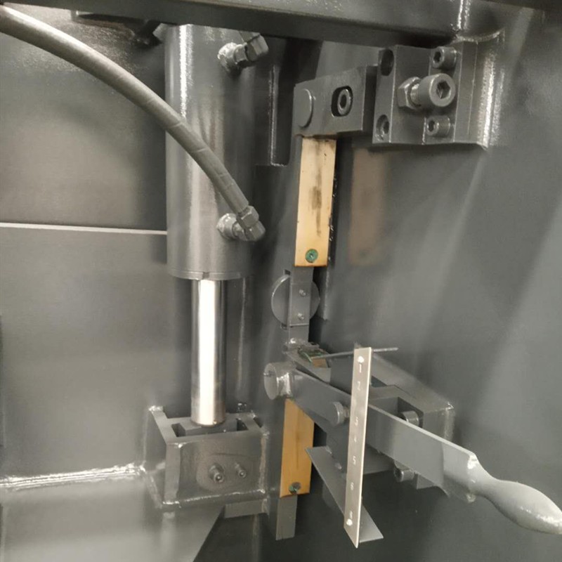 Qc12k-4x2500 Cnc Hydraulic Customized Shearing Machine Cutting Machine Qc12k-4x2500 Cnc Υδραυλική προσαρμοσμένη μηχανή κοπής μηχανής κοπής