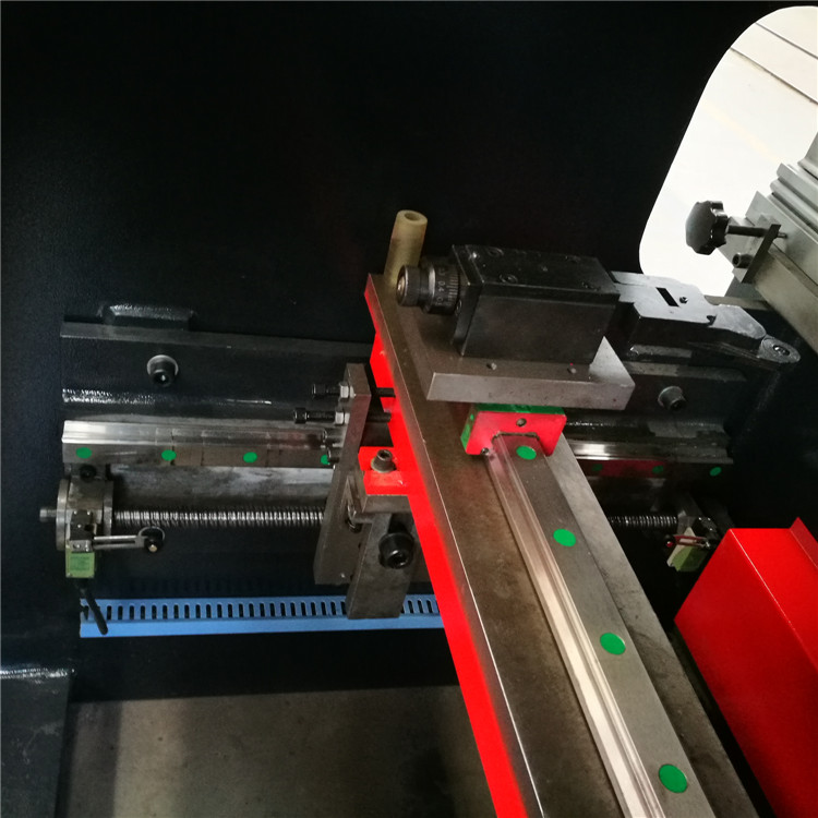 Wc67y-160 4000 Hydraulic Press Brake Cnc Metal Bending Machine For 4000mm Width Steel Wc67y-160 4000 Hydraulic Press Brake Cnc Metal Bending Machine for 4000mm Width Steel